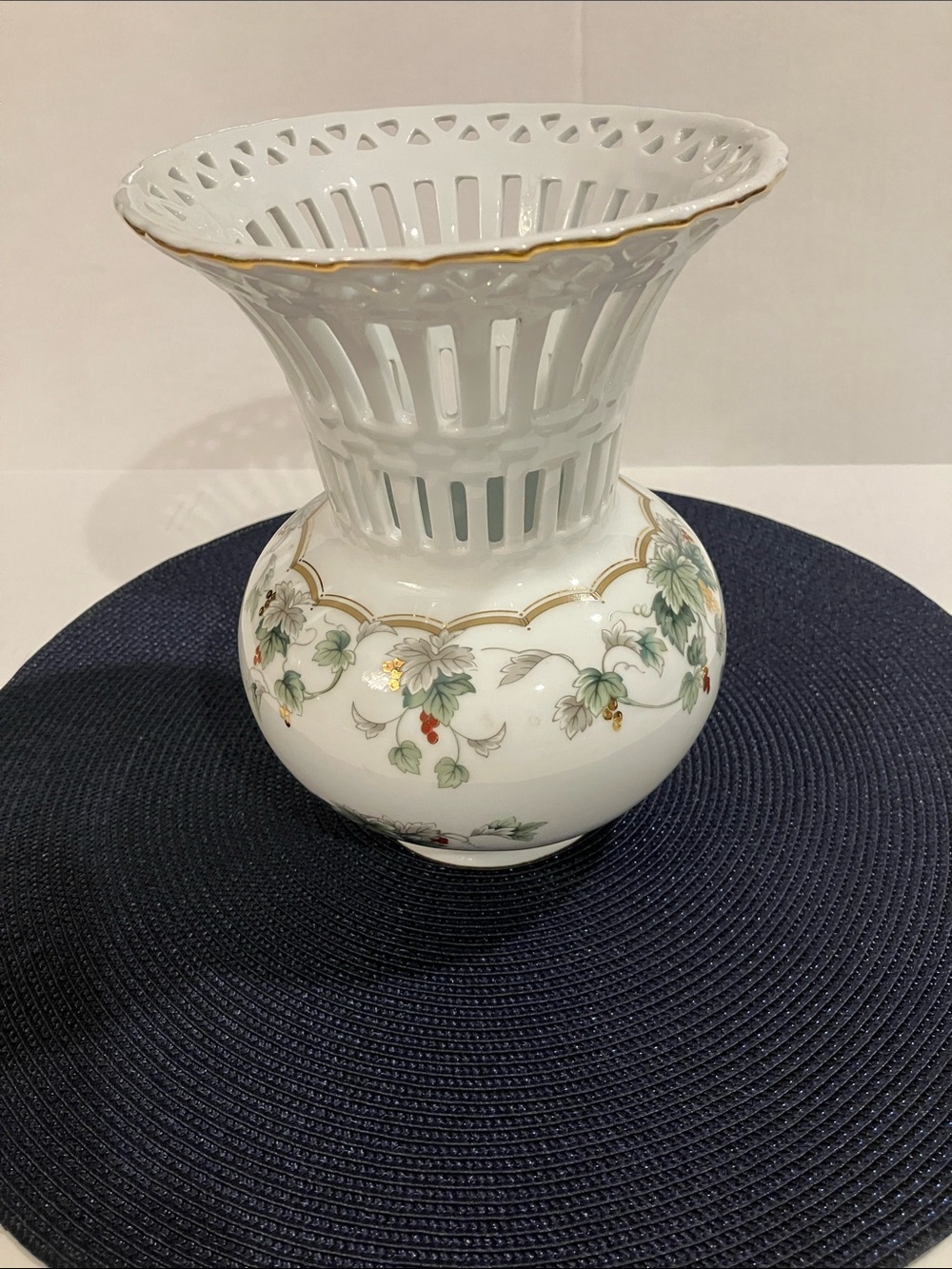 White Porcelain Reticulated Floral Vase with Gold Trim